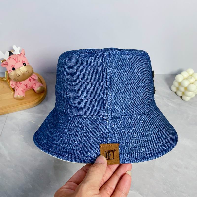 Celine hat dx (31)